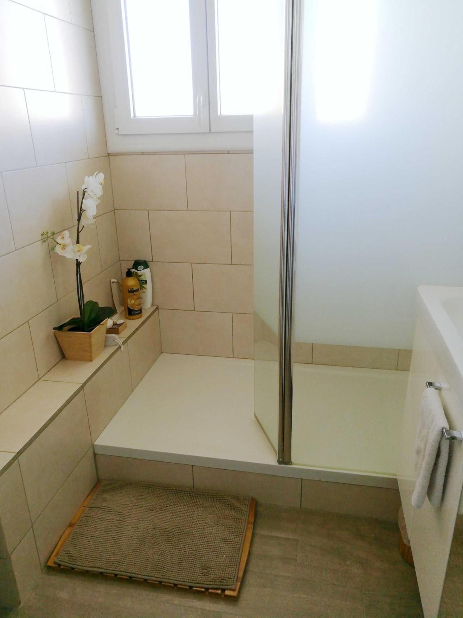 Apartment Chambre En Colocation Fille, Proche Mer, Climatisation Toulon