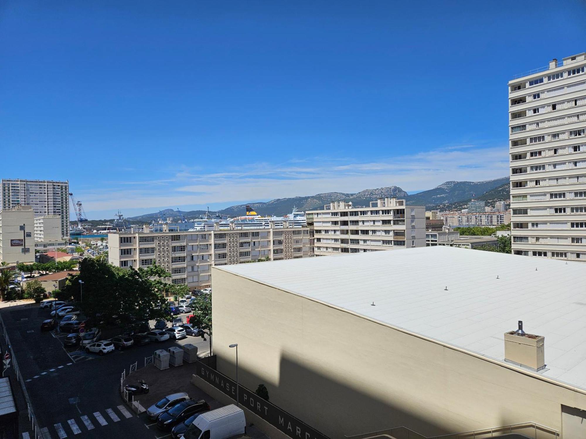 Chambre En Colocation Fille, Proche Mer, Climatisation Apartment