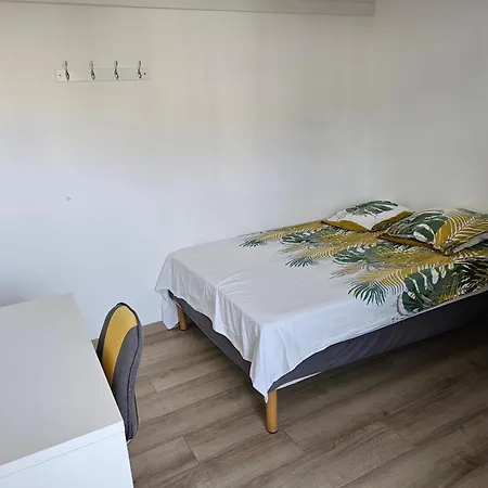 Chambre En Colocation Fille, Proche Mer, Climatisation Toulon Exterior photo