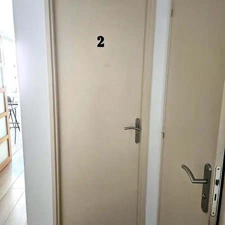 Chambre En Colocation Fille, Proche Mer, Climatisation Toulon Exterior photo