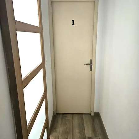 Chambre En Colocation Fille, Proche Mer, Climatisation Toulon Exterior photo