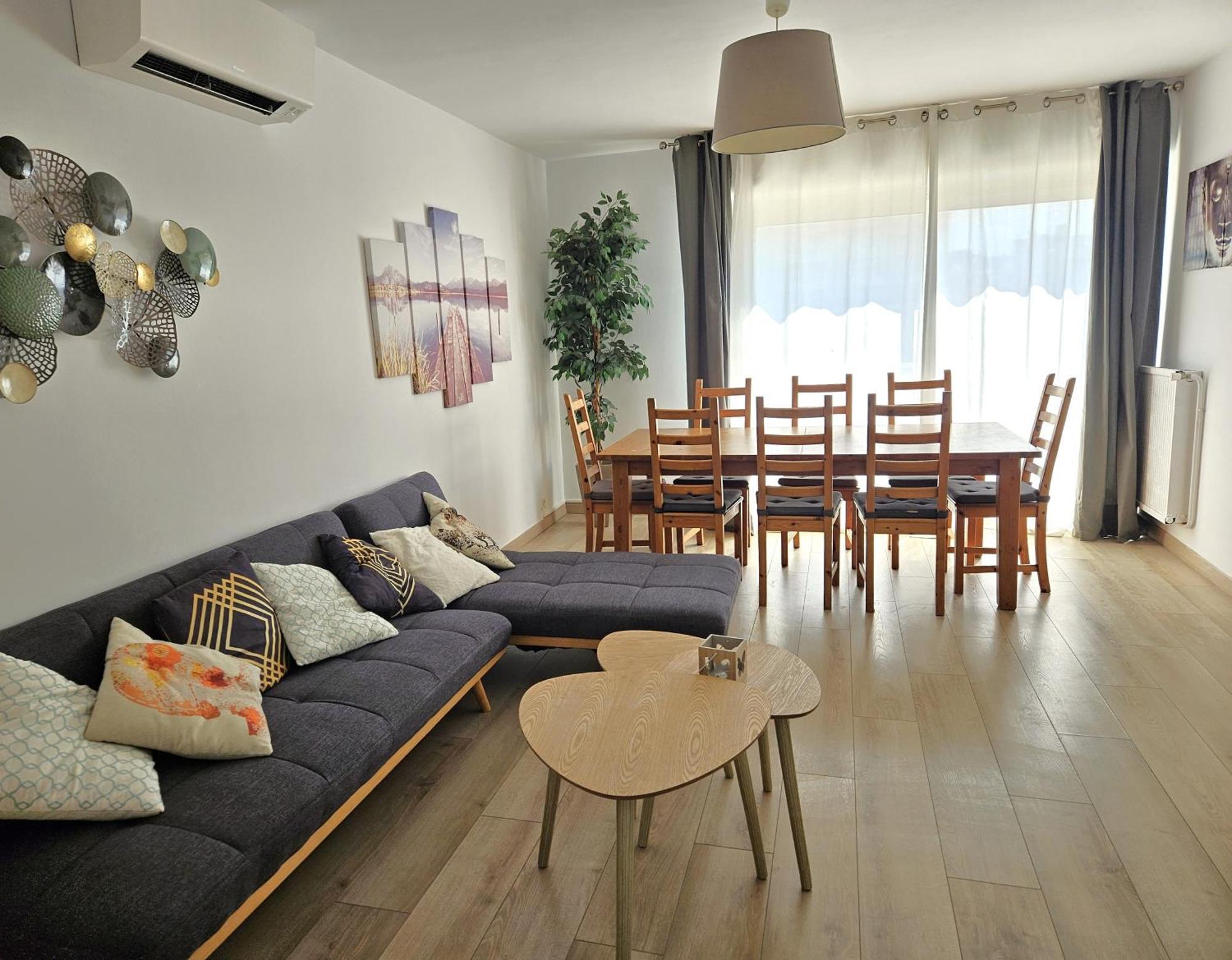 Chambre En Colocation Fille, Proche Mer, Climatisation Tolone